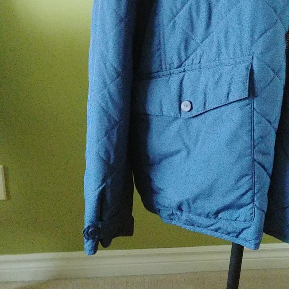 Tommy Hilfiger, XXL, REVERSIBLE Jacket. GREAT CONDITION - Picture 2 of 11